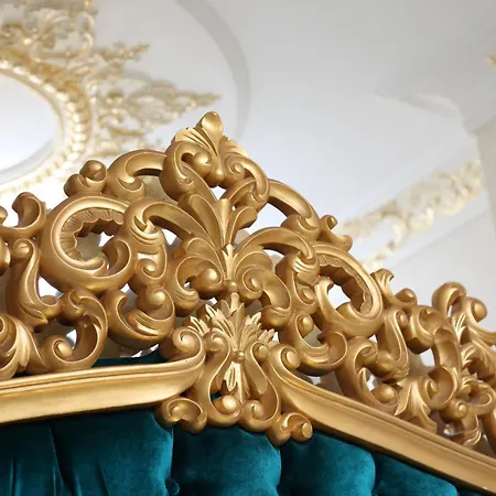 White Monarch Hotel 4*