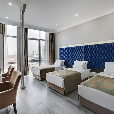 White Monarch Hotel 4*
