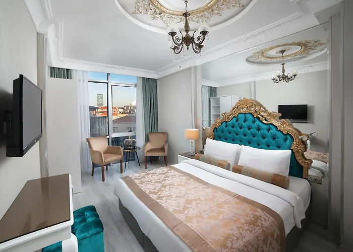 White Monarch 4* İstanbul