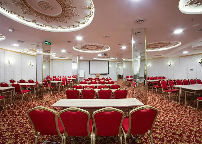 White Monarch 4* İstanbul