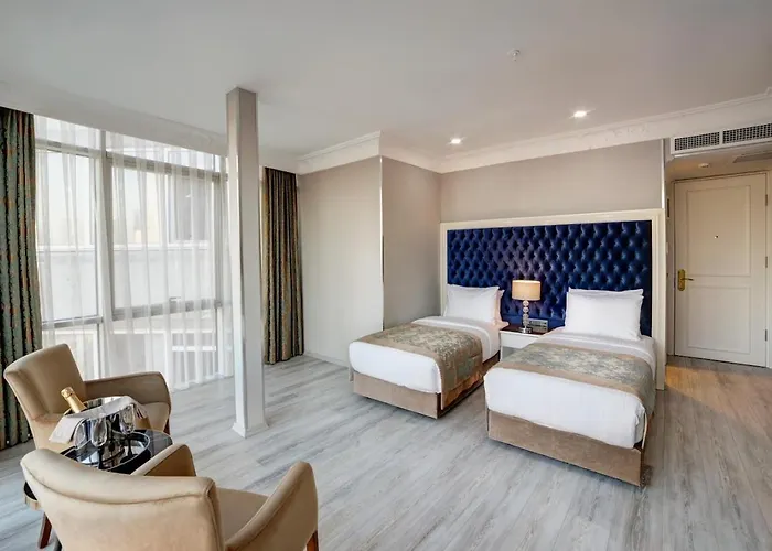 Otel White Monarch 4*